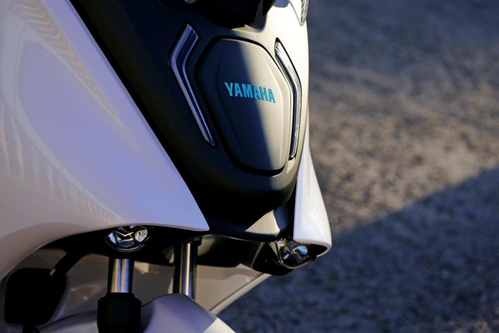 Chiêm ngưỡng Yamaha E01, xe tay ga điện mạnh ngang ngửa xe 125cc ảnh 9