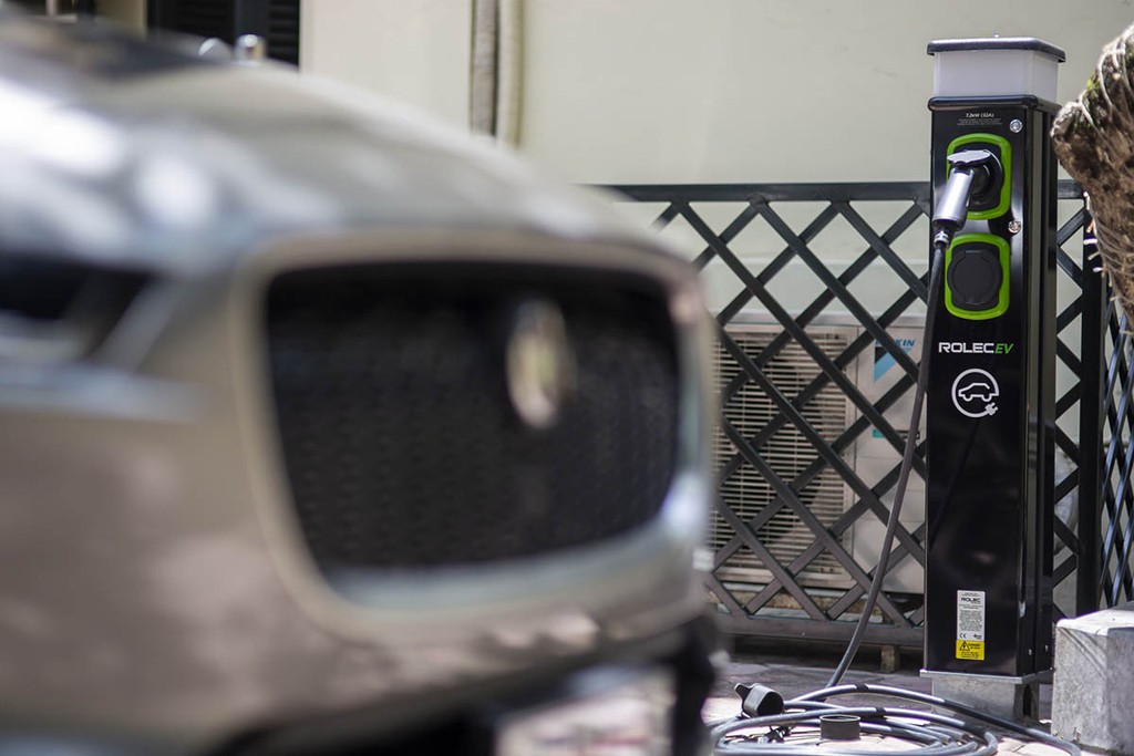 Chi tiết xe điện Jaguar I-PACE chính hãng đầu tiên tại Việt Nam, sẽ được bán rộng rãi cuối năm nay ảnh 8