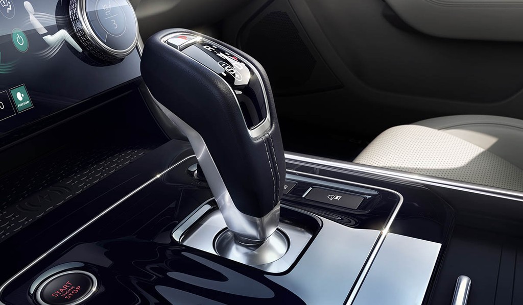 Chi tiết xe sang Jaguar XE 2020 vừa ra mắt Việt Nam, giá từ 2,61 tỷ đồng ảnh 15