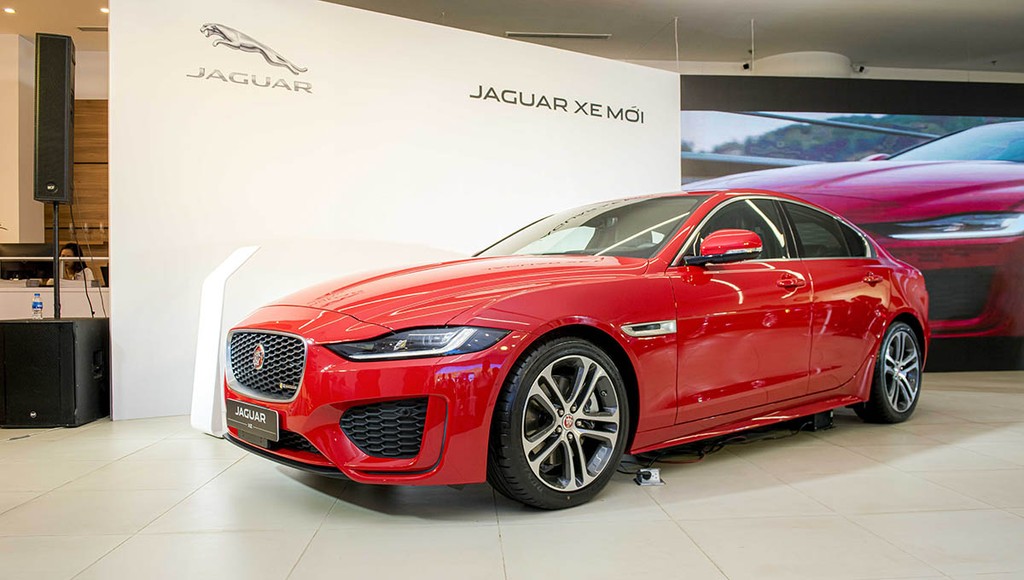 Chi tiết xe sang Jaguar XE 2020 vừa ra mắt Việt Nam, giá từ 2,61 tỷ đồng ảnh 2