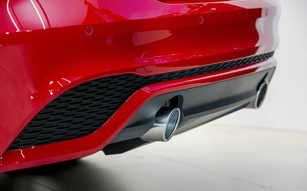 Chi tiết xe sang Jaguar XE 2020 vừa ra mắt Việt Nam, giá từ 2,61 tỷ đồng ảnh 8