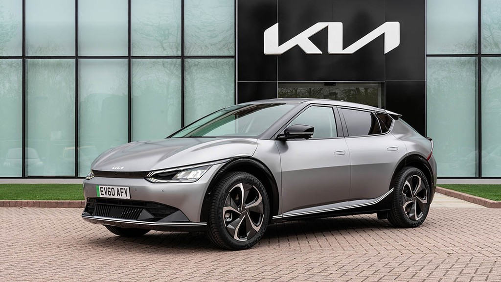 Công bố giá xe ô tô điện Kia EV6 với 6 phiên bản, cao hơn Kia Sorento không nhiều lắm ảnh 1
