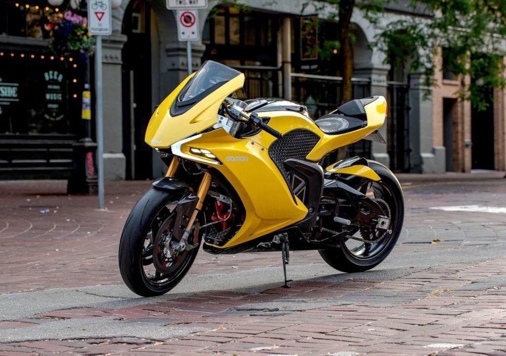 Các hãng superbike “đứng ngồi không yên” khi nghe tin chiếc siêu mô tô điện này sắp được bán ra ảnh 2