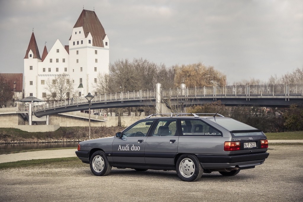 Trong khi cả Thế giới vẫn trung thành với động cơ đốt trong, Audi đã tiên phong với xe hybrid như thế nào?  ảnh 2