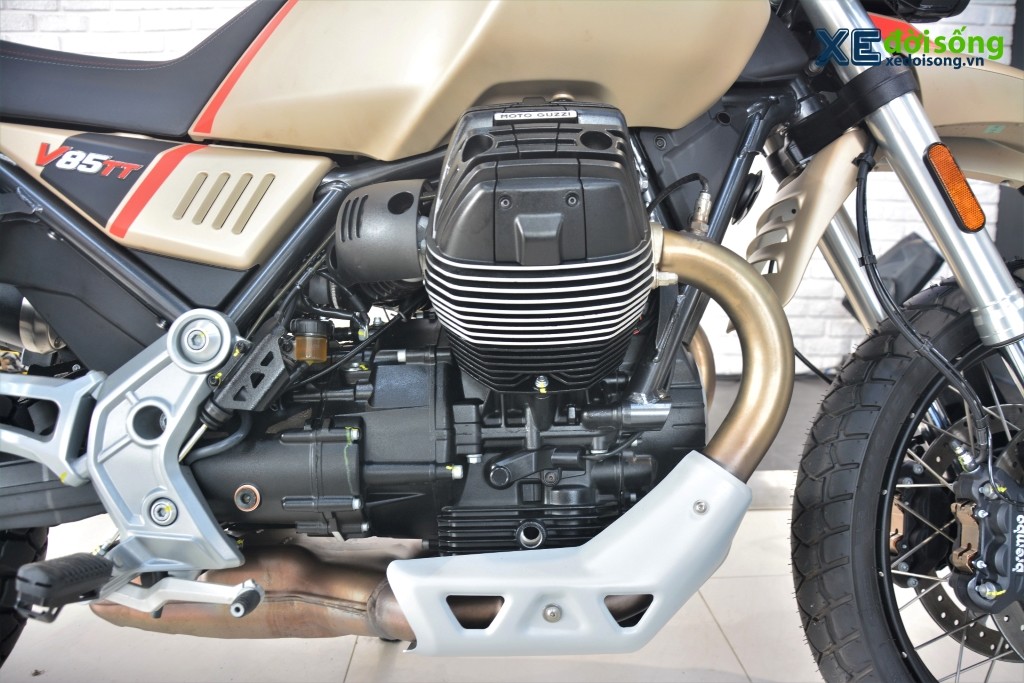 Diện kiến “xế phượt” hoài cổ Moto Guzzi V85 TT vừa chính thức cập bến thị trường Việt Nam ảnh 11