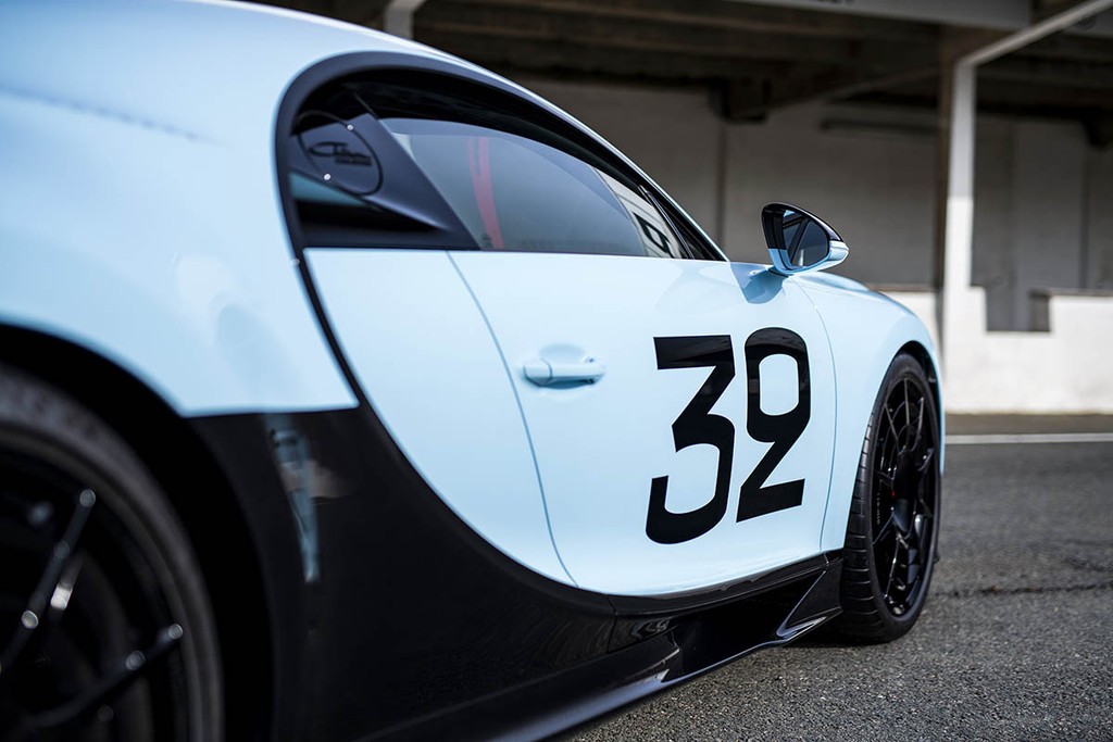 Chiêm ngưỡng tuyệt phẩm Chiron Pur Sport “Grand Prix” cá nhân hóa với Bugatti Sur Mesure ảnh 9