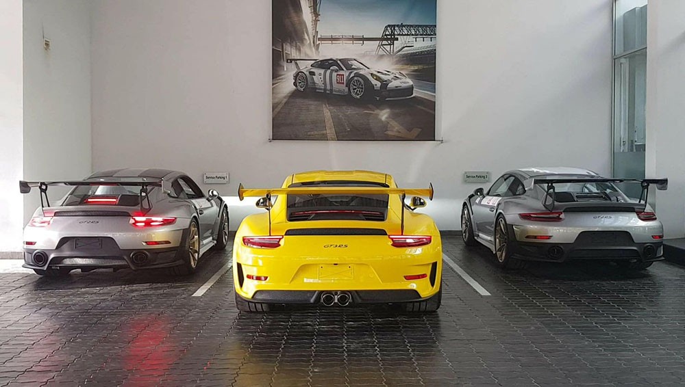 Doanh số cao kỷ lục, Porsche bán 35.573 xe 911 trong năm 2018 ảnh 1