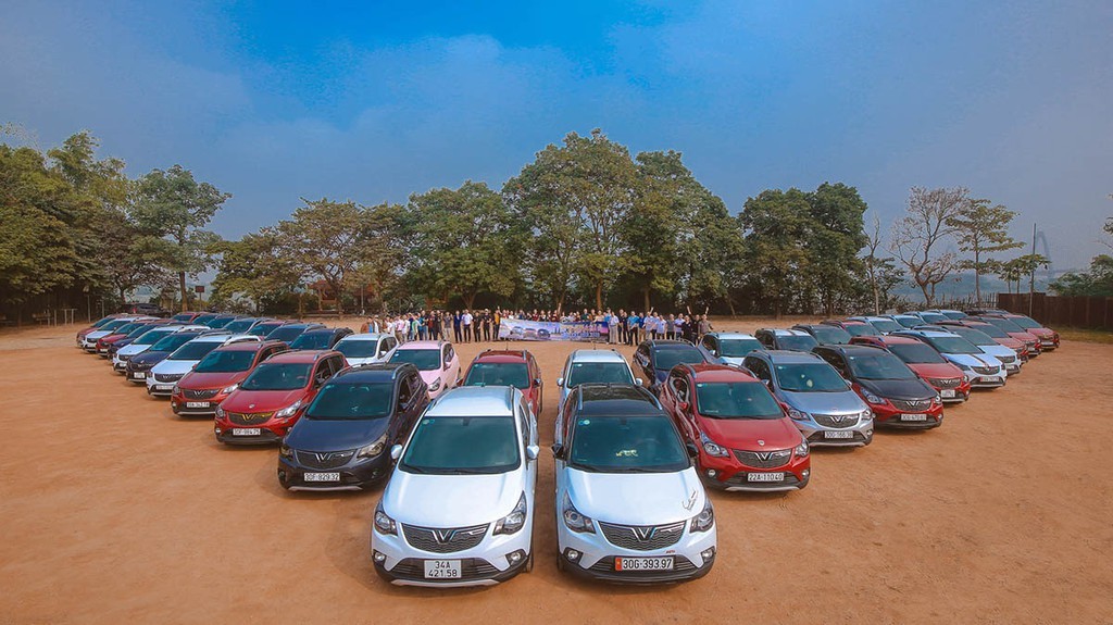 Gần 30.000 xe hơi VinFast đến tay khách hàng Việt trong năm 2020 ảnh 1