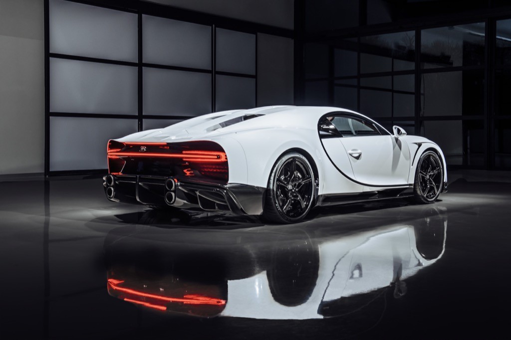 Bugatti W16: “Gã khổng lồ” cuối cùng của Thế giới động cơ đốt trong trên siêu xe ảnh 16