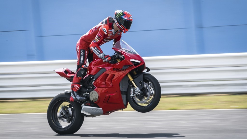 Năm 2021 Ducati đạt kỷ lục doanh số bán hàng, cao nhất trong 95 năm lịch sử ảnh 5
