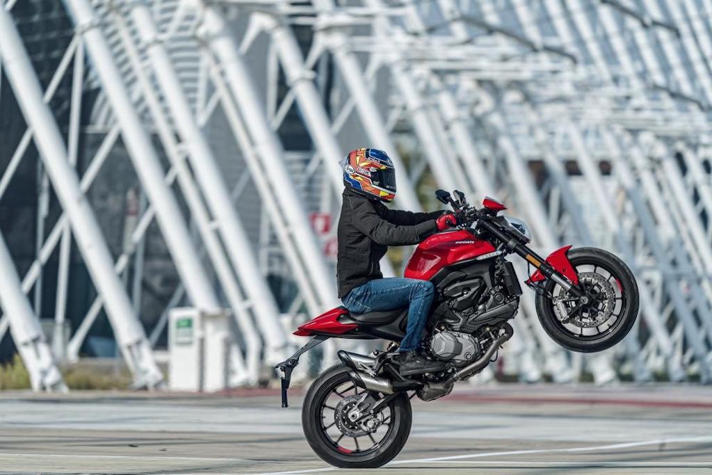 “Quái vật” naked bike Ducati Monster lột xác toàn diện sau gần 30 năm, “mất chất” nhưng hiệu năng tăng gấp bội ảnh 13