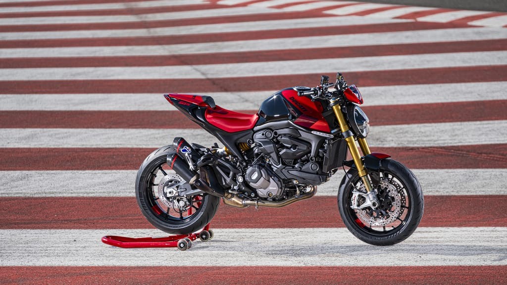 Cận cảnh Ducati Monster SP, trang bị xịn hơn, trọng lượng nhẹ hơn để tối ưu hiệu năng vận hành ảnh 1