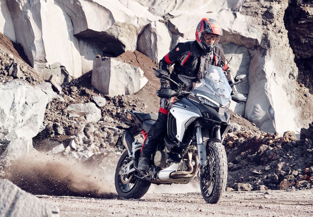 Ducati Multistrada V4 chính thức “trình làng”, tạm thời là chiếc mô tô adventure hiện đại nhất Thế giới ảnh 16