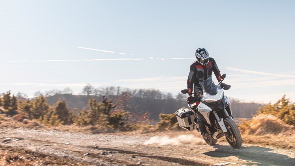 Ducati trang bị thêm công nghệ mới trên Multistrada V4 2022 tương tự đối thủ Harley-Davidson Pan America ảnh 11