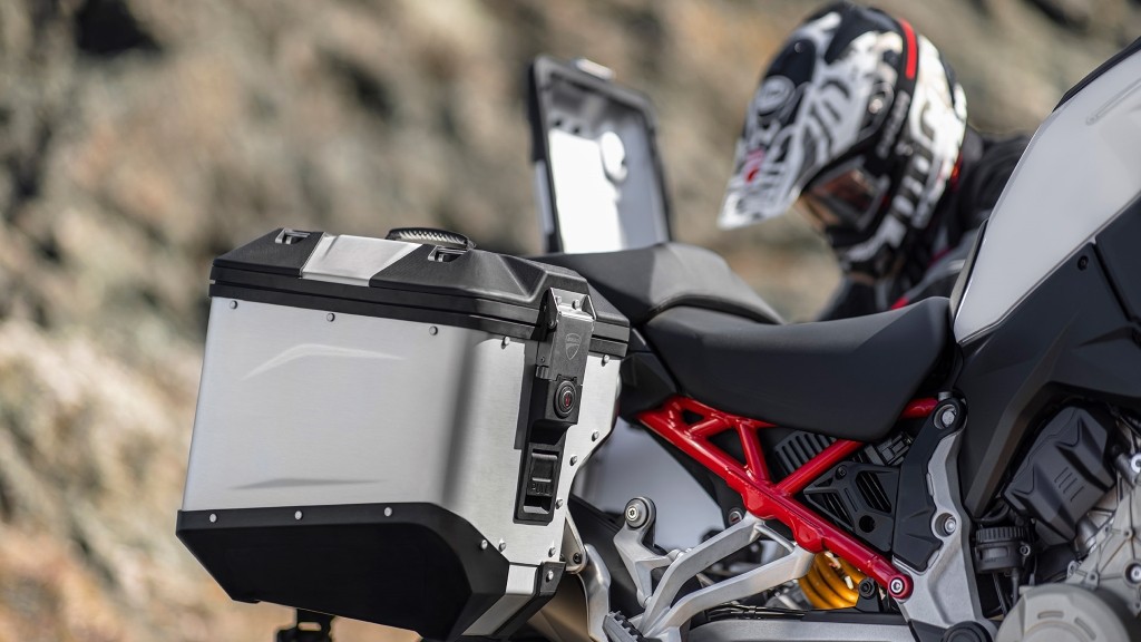 Ducati trang bị thêm công nghệ mới trên Multistrada V4 2022 tương tự đối thủ Harley-Davidson Pan America ảnh 8