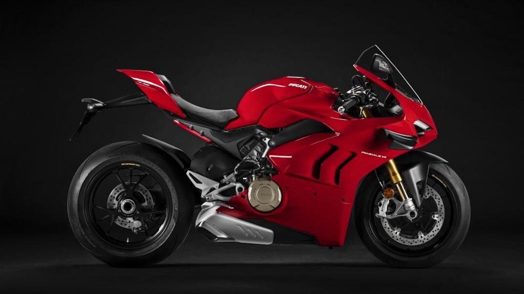 Nhân tiện Euro5, Ducati “chạm nhẹ” vào cặp superbike Panigale V4 - V4 S ảnh 1