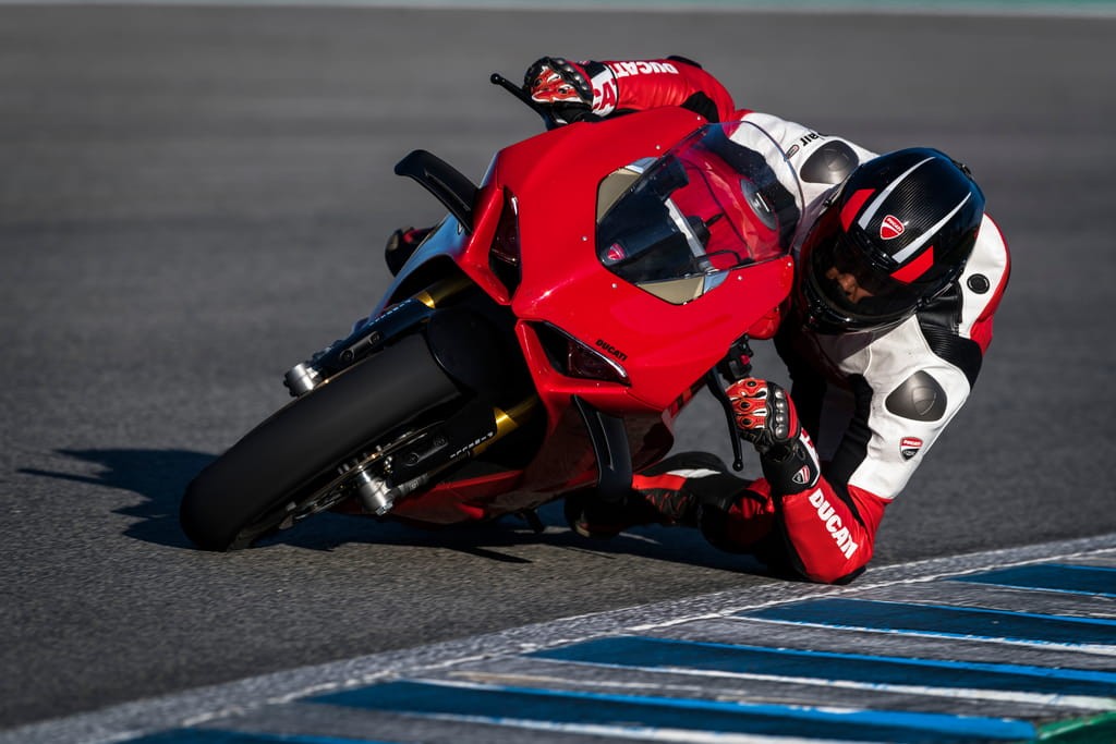 Ducati Panigale V4 2023 tiếp tục nâng cấp công nghệ, củng cố vị trí dẫn đầu phân khúc superbike ảnh 4