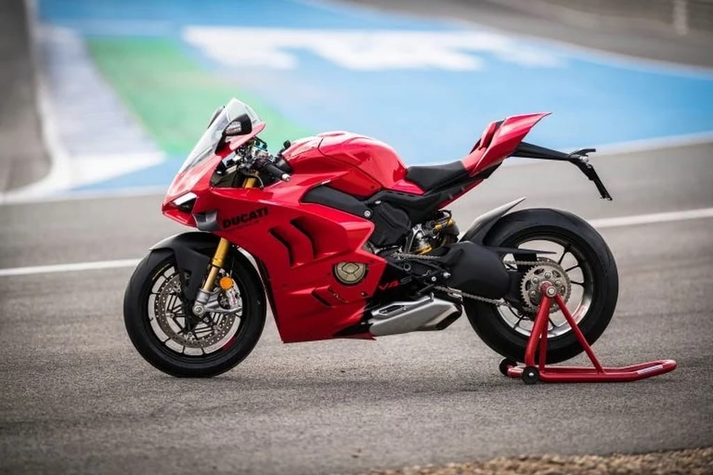 Ducati Panigale V4 2023 tiếp tục nâng cấp công nghệ, củng cố vị trí dẫn đầu phân khúc superbike ảnh 2