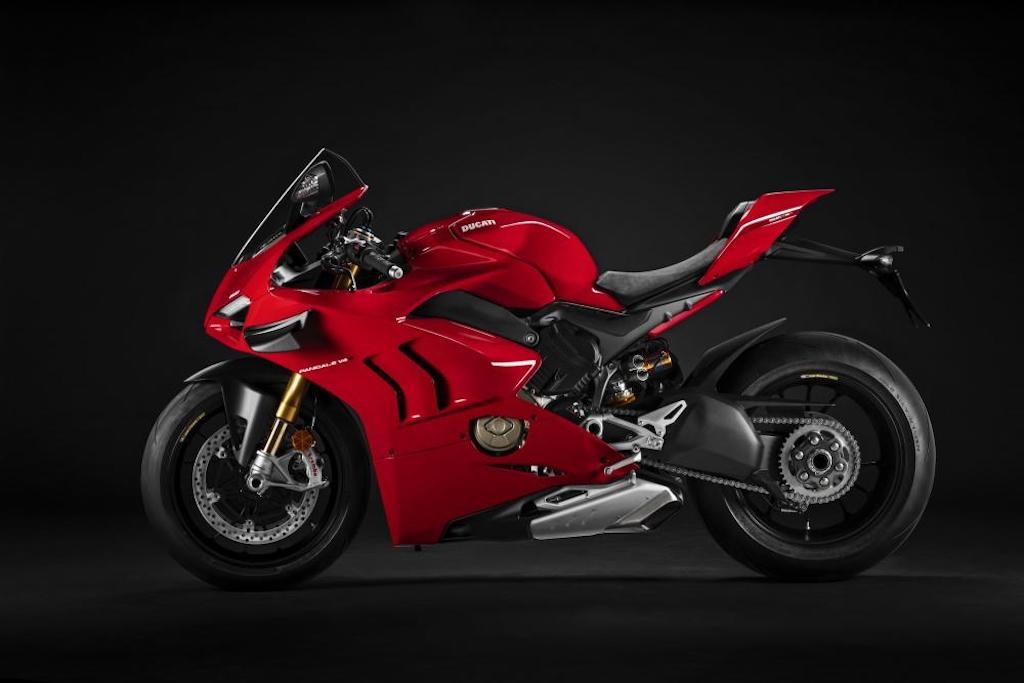 Nhân tiện Euro5, Ducati “chạm nhẹ” vào cặp superbike Panigale V4 - V4 S ảnh 2