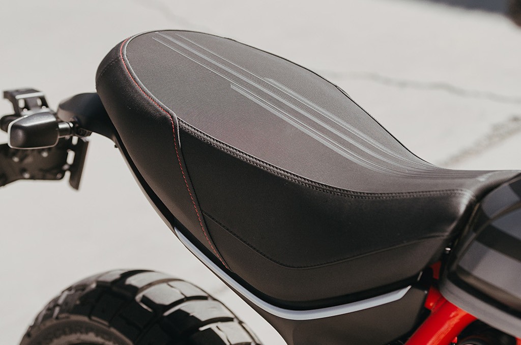 Mừng chiến thắng tại giải đua địa hình, Ducati Scrambler ra bản đặc biệt “độ kiểng“ ảnh 5