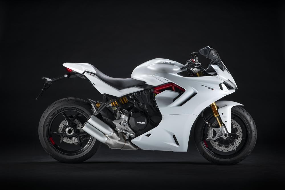 Ai nói mô tô dáng sport city không “chiến” bằng sportbike thuần chất? Hãy thử nhìn vào Ducati Supersport 950 2021! ảnh 2