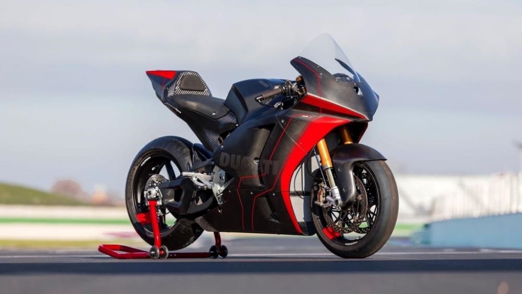 Chính thức hé lộ những hình ảnh đầu tiên mẫu mô tô điện Ducati V21L MotoE tại trường đua Misano ảnh 1