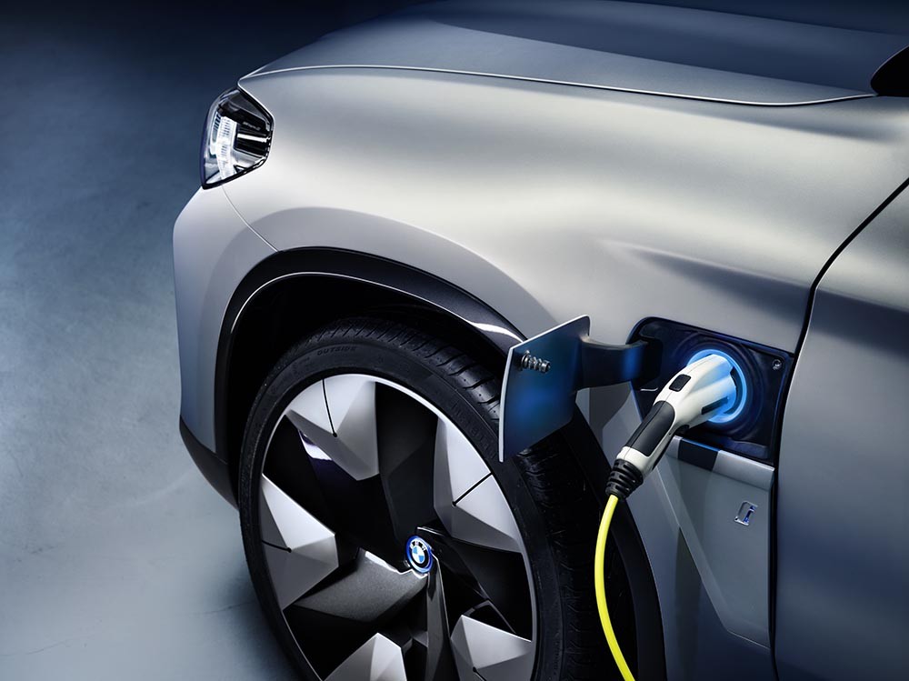 Trình làng BMW Concept iX3: xe điện đầu tiên của BMW ảnh 7