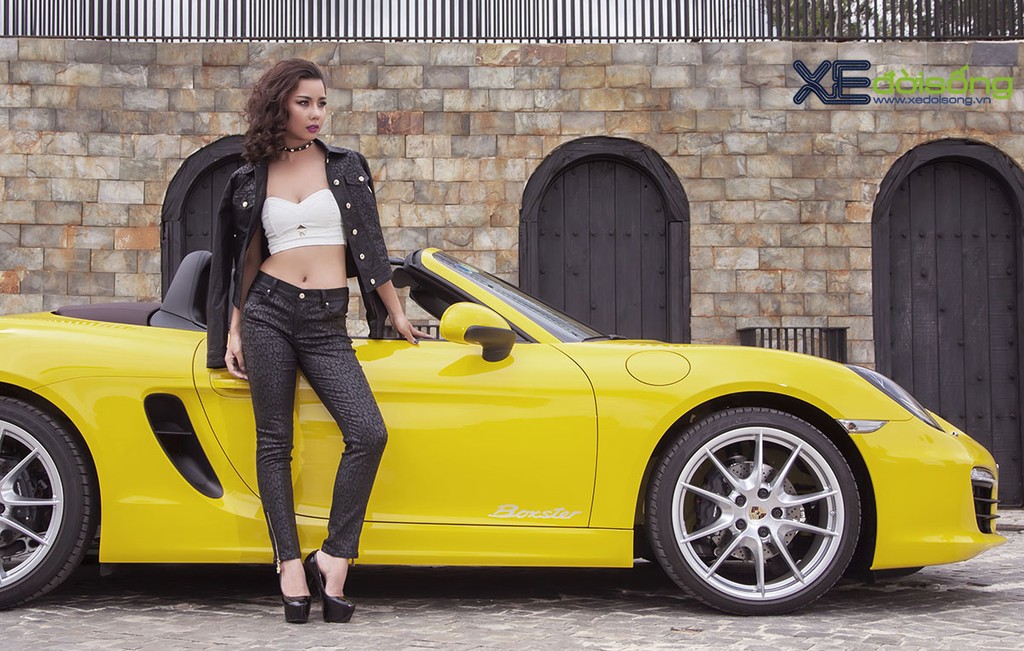 Siêu mẫu Lại Thanh Hương cá tính với Porsche Boxster sang trọng ảnh 6