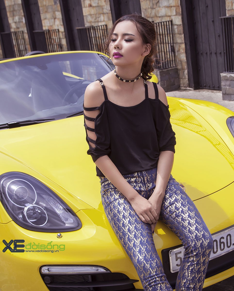 Siêu mẫu Lại Thanh Hương cá tính với Porsche Boxster sang trọng ảnh 9