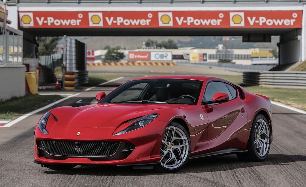 Ferrari sắp tung ra siêu xe mới vào ngày 17/9 tới ảnh 2