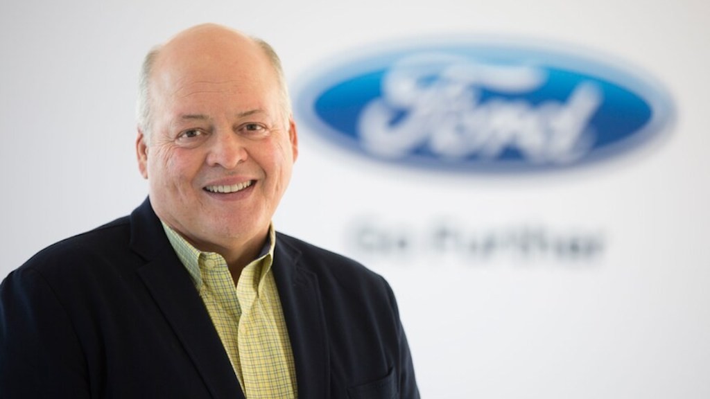 Giám đốc Ford mạnh tay “xử trảm” nhân viên, đặt cược vào công nghệ mới ảnh 1