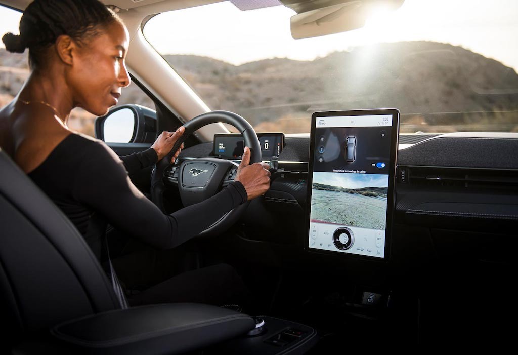 Ford bắt tay với Google để cài hệ điều hành Android cho xe hơi ảnh 2