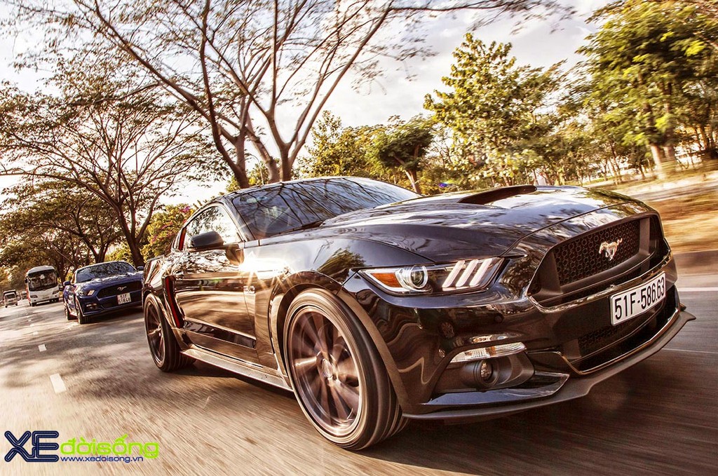Ford Mustang lên “Vua” coupe thể thao bán chạy nhất toàn cầu ảnh 1