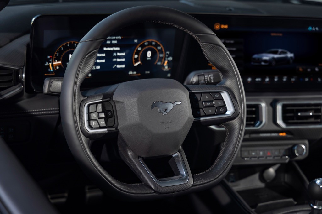 “Ngựa hoang” Ford Mustang 2024 thế hệ thứ 7 trình diện, cố gắng bấu víu vào truyền thống xe cơ bắp Mỹ lần cuối ảnh 10