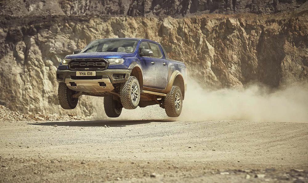 Ford Ranger Raptor 2019 ra mắt Châu Âu với màn diễn cực đỉnh ảnh 1