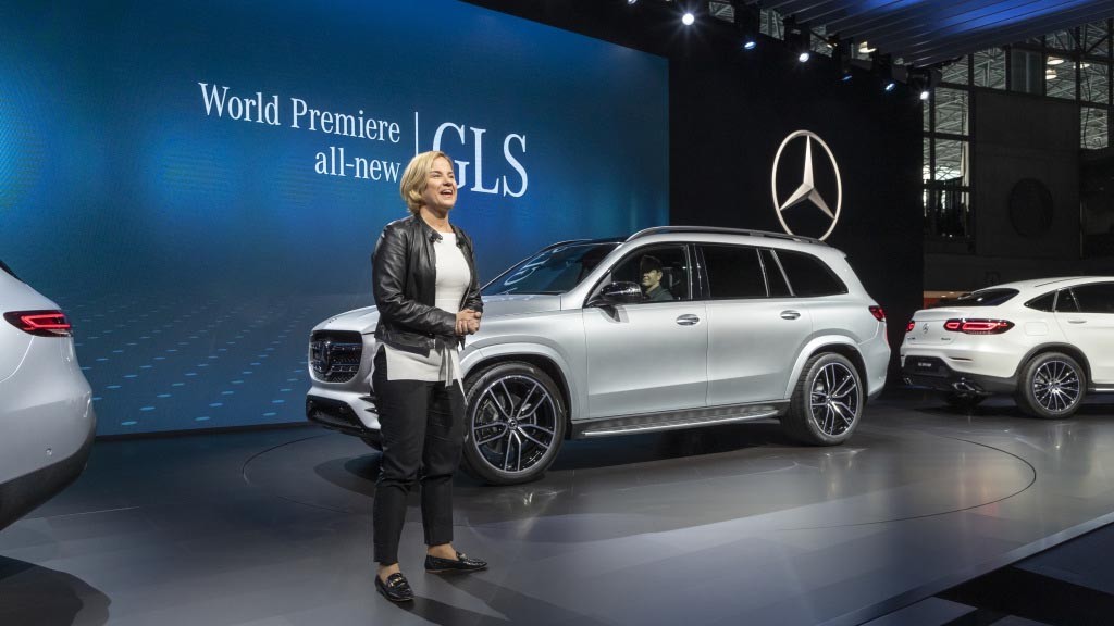 Ra mắt Mercedes-Benz GLS 2020 thế hệ mới: SUV “S-Class” lại tuyệt vời hơn! ảnh 2
