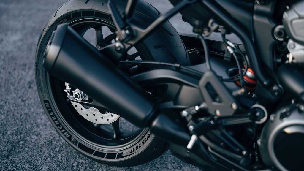 Tin được không? Năm sau Harley-Davidson sẽ bán naked bike đấu Ducati Monster 821! ảnh 6