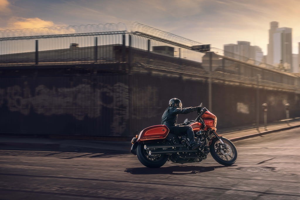 Phiên bản giới hạn Harley-Davidson Low Rider ST El Diablo tái hiện hình ảnh mẫu FXRT vang bóng một thời  ảnh 7