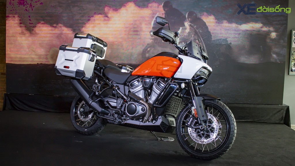 Harley-Davidson Pan America chính thức ra mắt tại Việt Nam: mô tô bán kiểu “bia kèm lạc”, giá rẻ nhất từ 839 triệu đồng ảnh 18