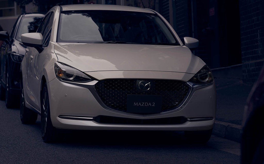 Chính thức ra mắt Mazda2 