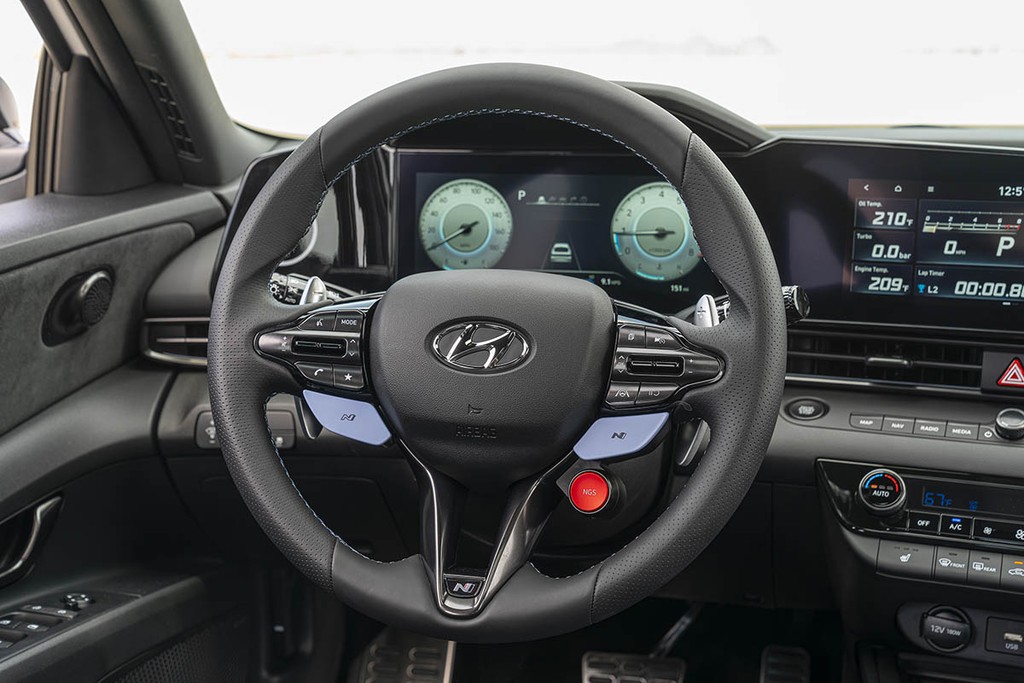 Diện kiến sedan hiệu năng cao Hyundai ELANTRA N 2022 chinh phục thị trường Mỹ ảnh 12