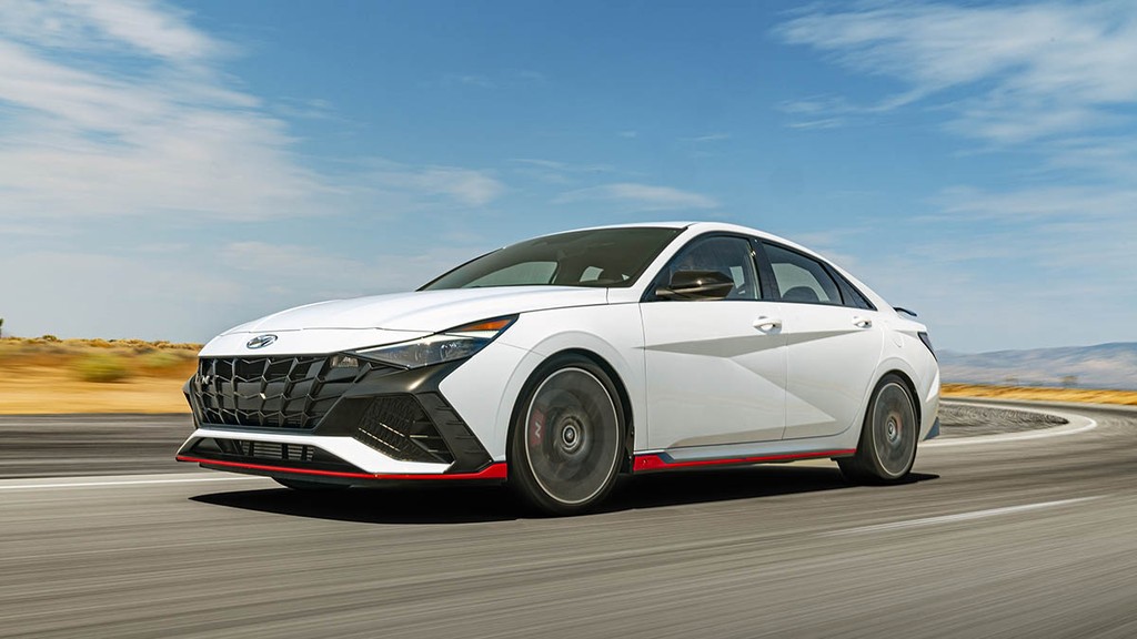 Diện kiến sedan hiệu năng cao Hyundai ELANTRA N 2022 chinh phục thị trường Mỹ ảnh 1