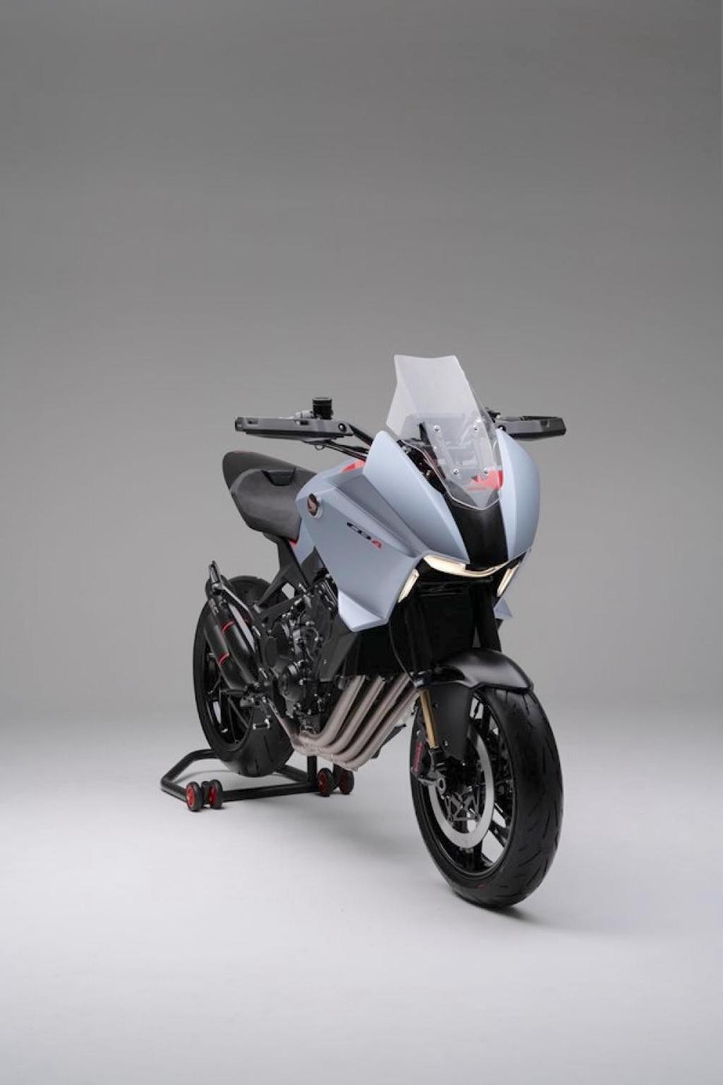 Honda đang muốn “chĩa súng” vào BMW với chiếc CB1000R sport touring tuyệt đẹp này? ảnh 8