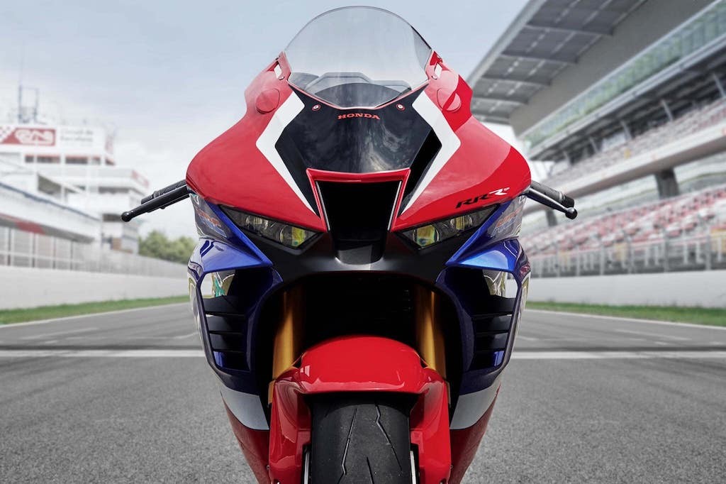 Honda “ngứa mắt” với các đối thủ châu Âu, quyết tâm tạo ra superbike vượt trội về mọi mặt ảnh 14