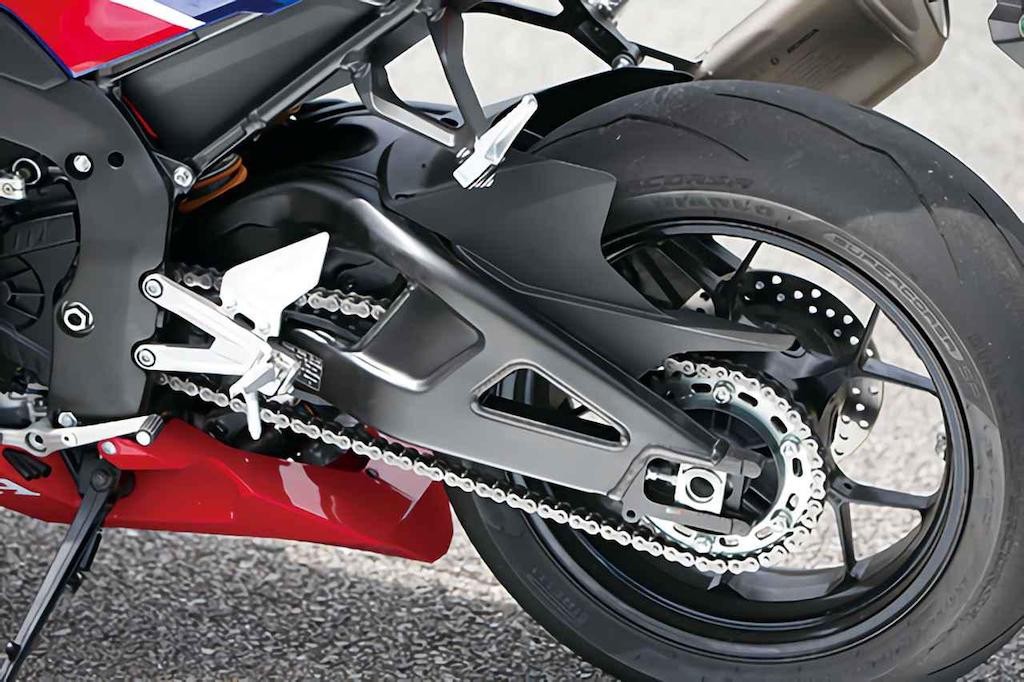 “Bật mí” toàn bộ bí mật khiến Honda CBR1000RR-R SP trở thành chiếc superbike Nhât Bản hoàn hảo nhất hiện tại ảnh 7