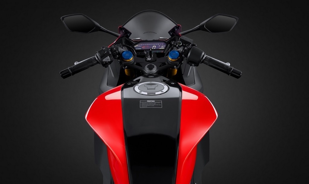 Soi chi tiết sportbike Honda CBR150R mới: vẫn không mạnh như Yamaha R15 vì “khách hàng nghĩ vậy là đủ“! ảnh 6