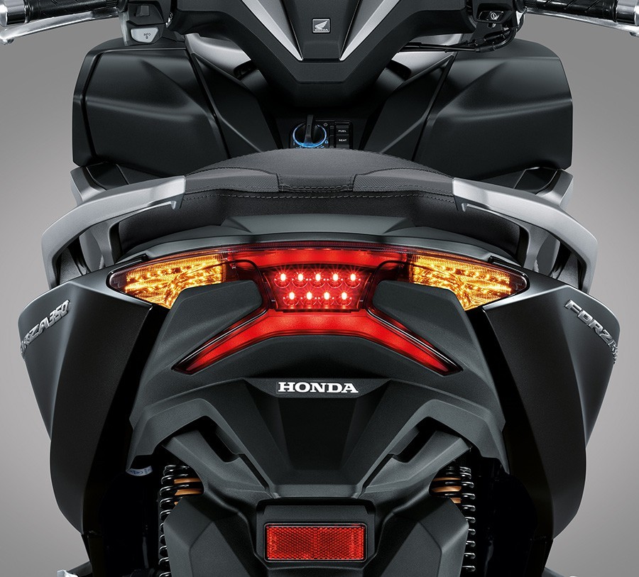 Honda “trình làng” tay ga phân khối lớn Forza 350, nhưng “ém hàng” giữ bí mật thông số quan trọng nhất ảnh 5