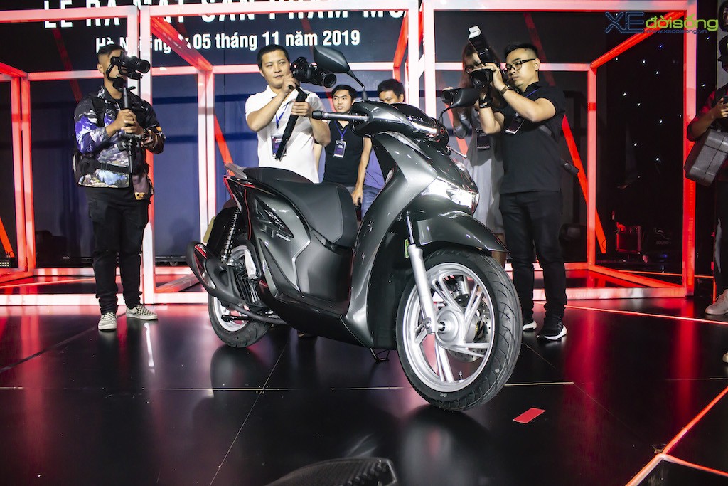 Ảnh chi tiết Honda SH 2020 tại Việt Nam đột phá toàn diện, giá khởi điểm từ 70,99 triệu đồng ảnh 23