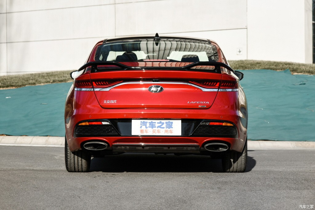 Hyundai ra sedan hạng trung thể thao mới, dành cho người ghét ngoại hình “sắc như dao cạo” của Elantra ảnh 9
