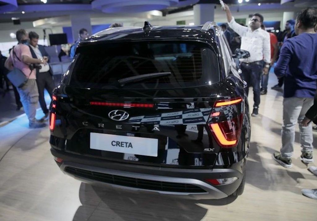 Bị “hắt hủi” ở Việt Nam, Hyundai lột xác SUV cỡ nhỏ Creta “sang chảnh” như xe cao cấp ảnh 7